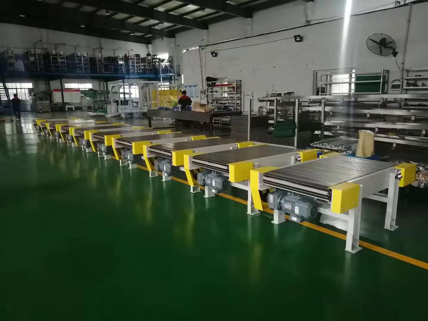 LB04 Drag chain conveyor